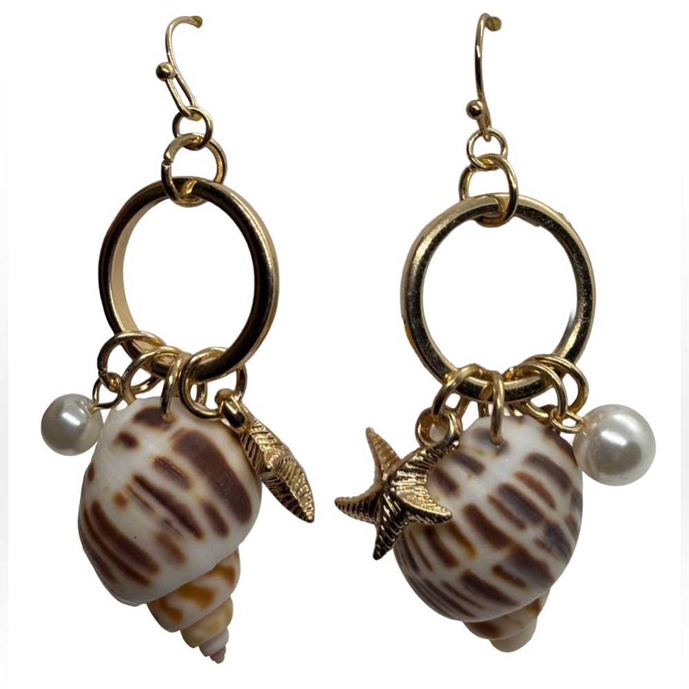 New Oceans End Shell & Starfish Dangle Earrings